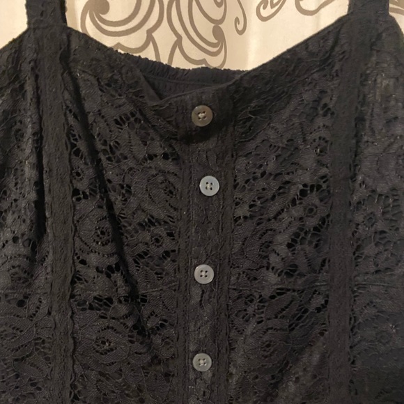 Abercrombie & Fitch black lace crop top - Picture 2 of 3